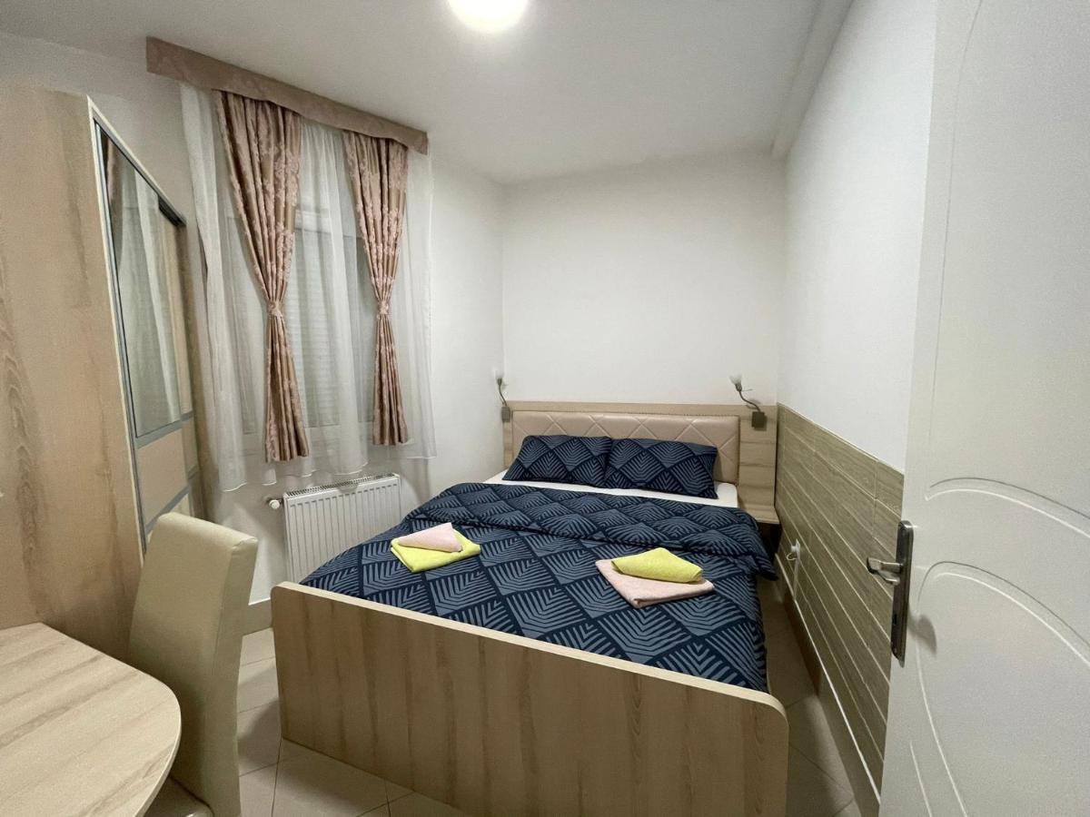 Holiday Wing Apartment 2 Jagodina Esterno foto